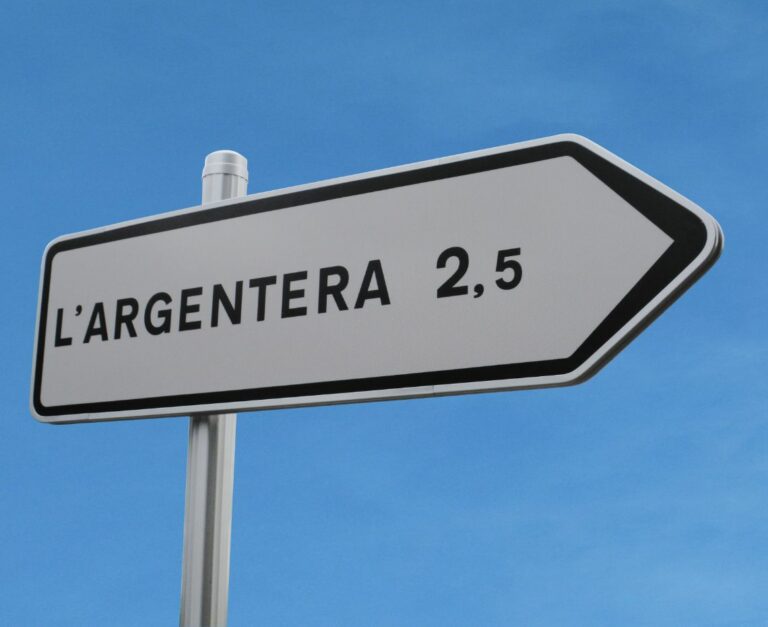 señal, señalización, aluminio, señalización aluminio, señalización cataluña, señalización catalunya, señalizacion, señalizacion catalunya, placa catalunya, placa aluminio, aluminio catalunya, señal catalunya, señal urbana,