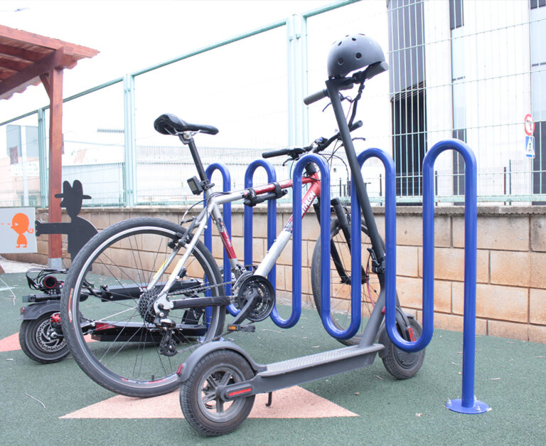 Aparcabicis Joy Industrias Saludes parking bici patinete bicicleta