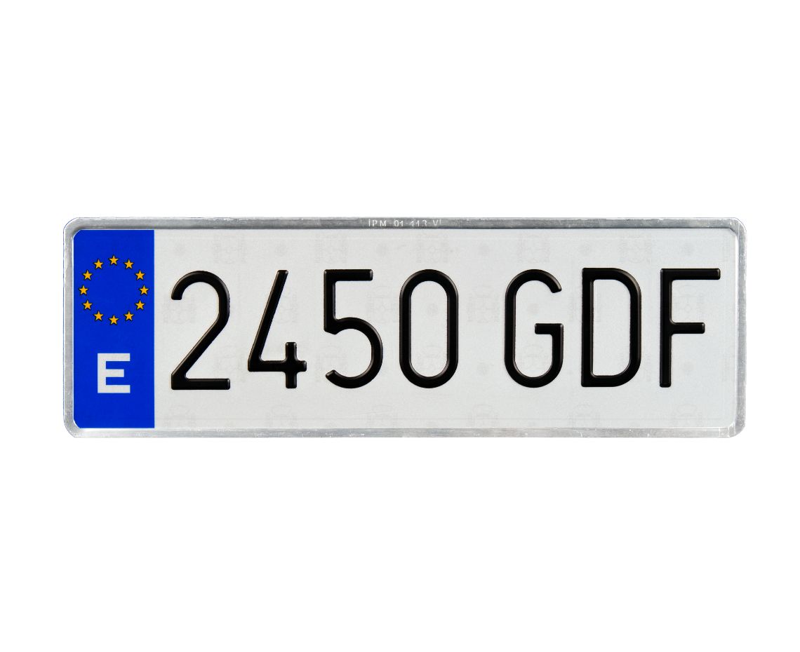 Placa aluminio europea 34x11