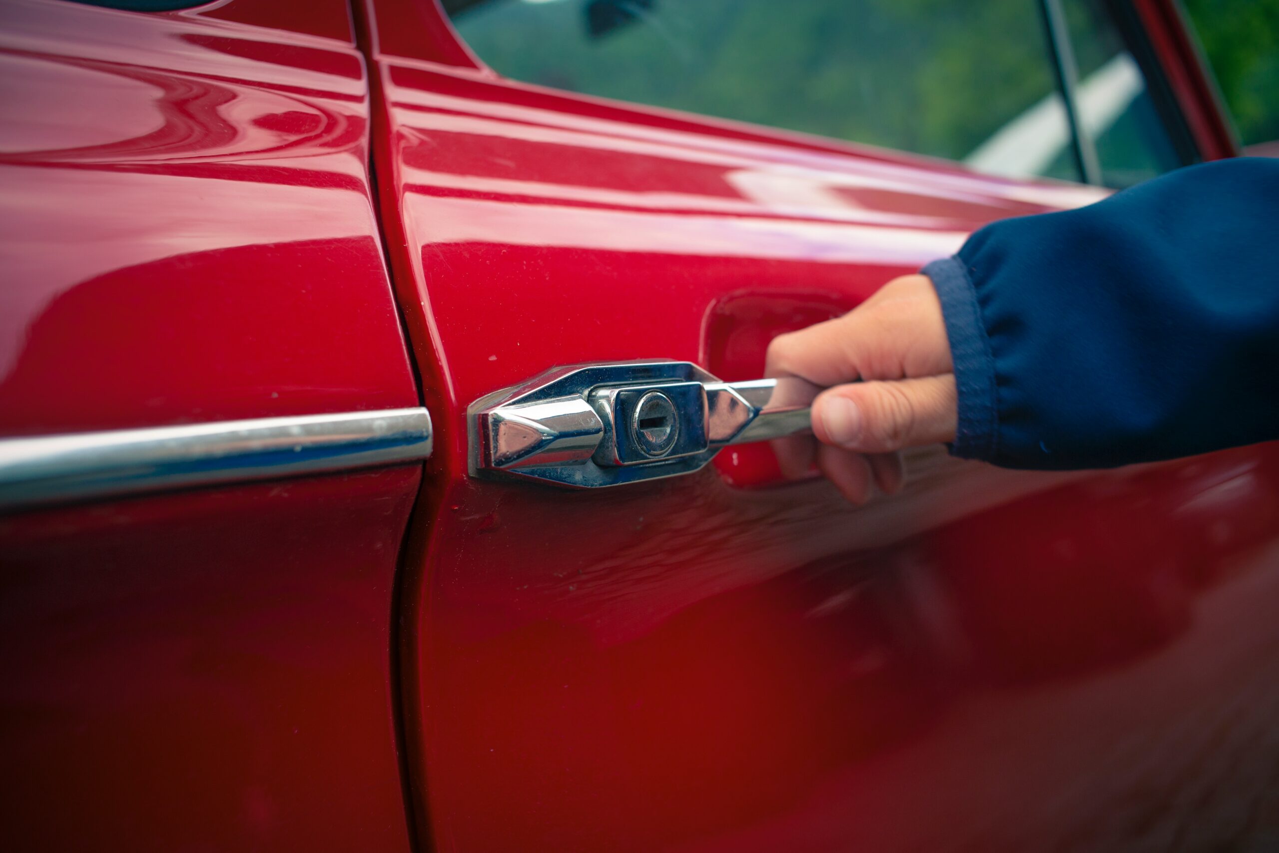 Quieres instalar una cámara en tu coche? Esto es lo que dice la ley sobre  ellas